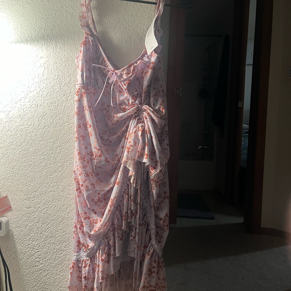 Chic Floral Midi Dress in Pink
